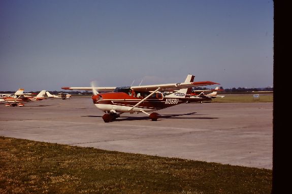 Aircraft registered N1568U