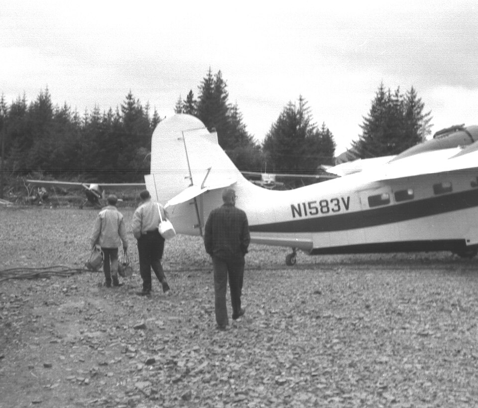 Aircraft registered N1583V