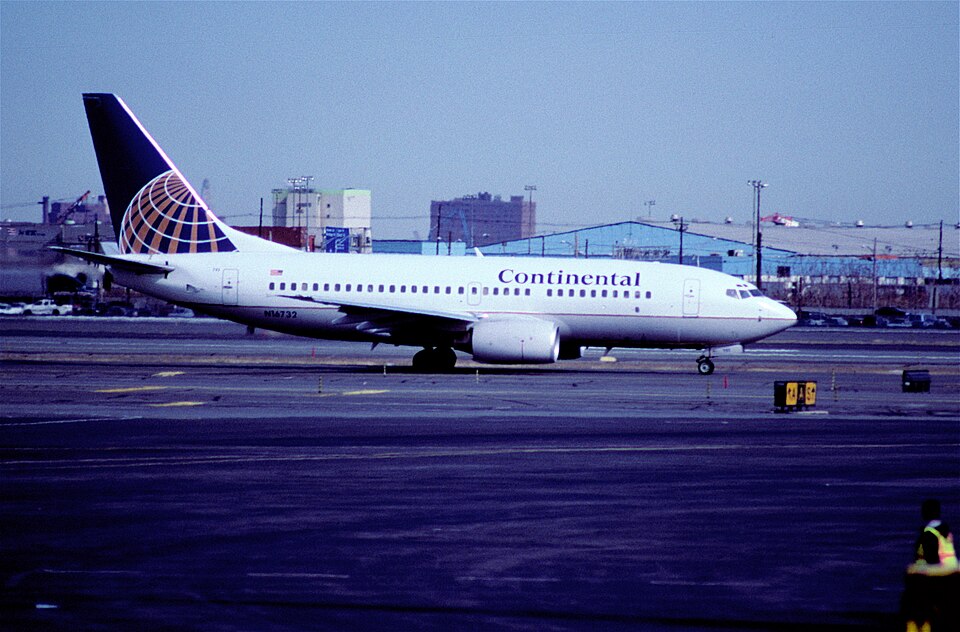 Aircraft registered N16732