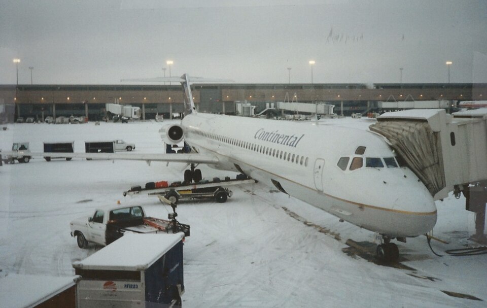 Aircraft registered N16894