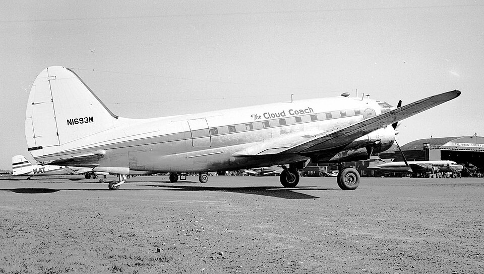 Aircraft registered N1693M