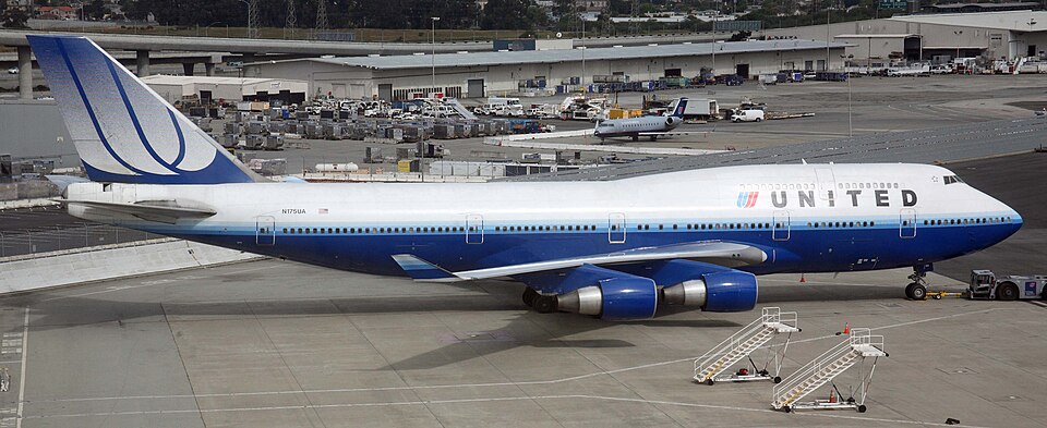 Aircraft registered N175UA
