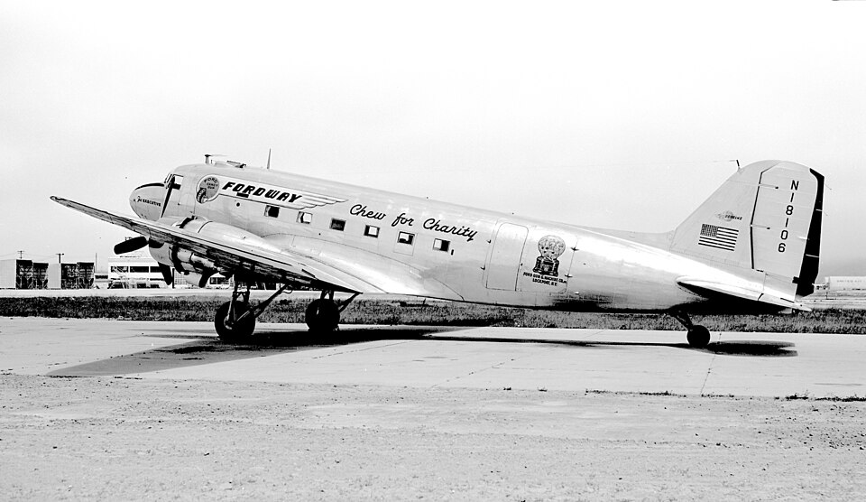 Aircraft registered N18106