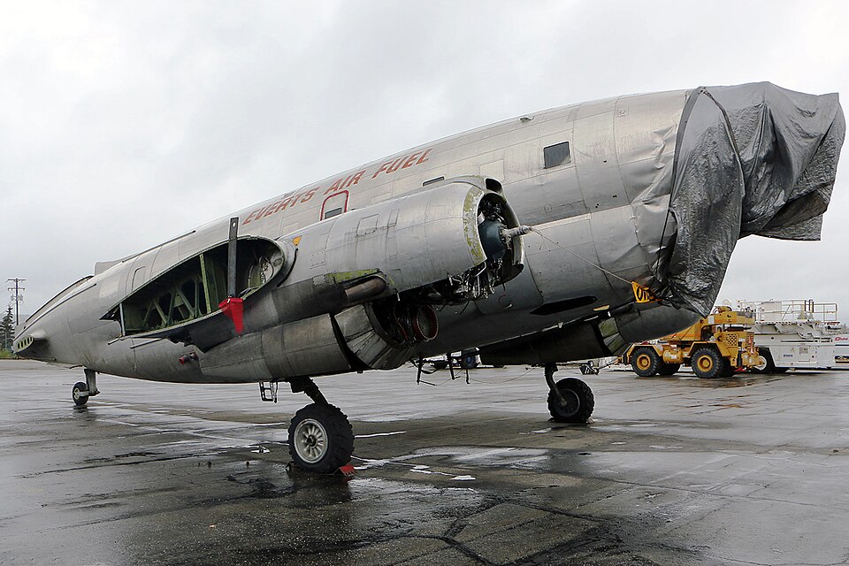 Aircraft registered N1822M
