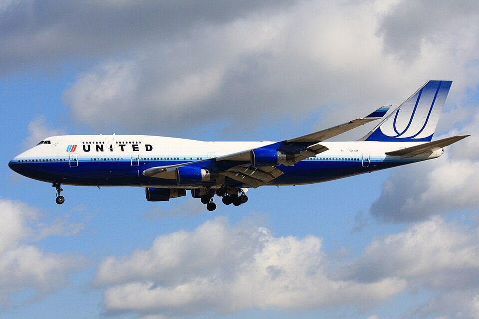 Aircraft registered N182UA