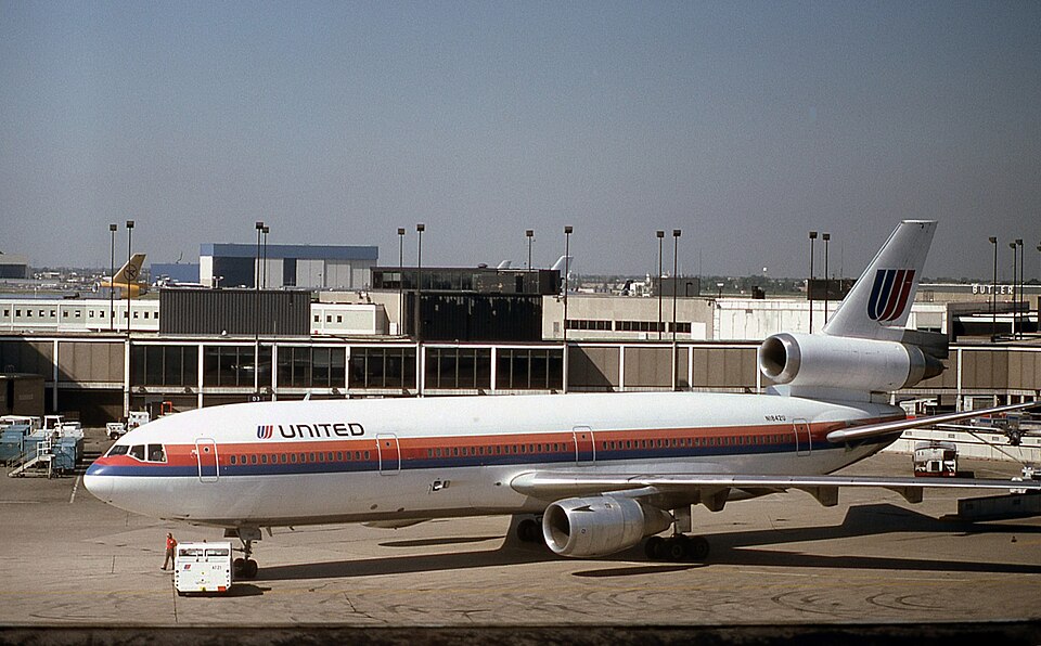 Aircraft registered N1842U