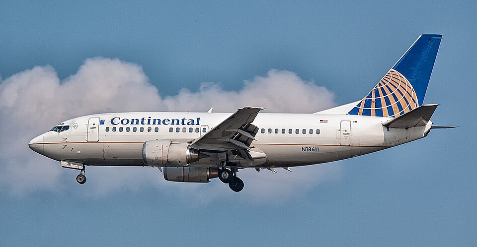 Aircraft registered N18611