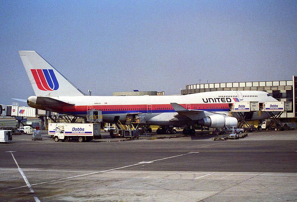 Aircraft registered N186UA