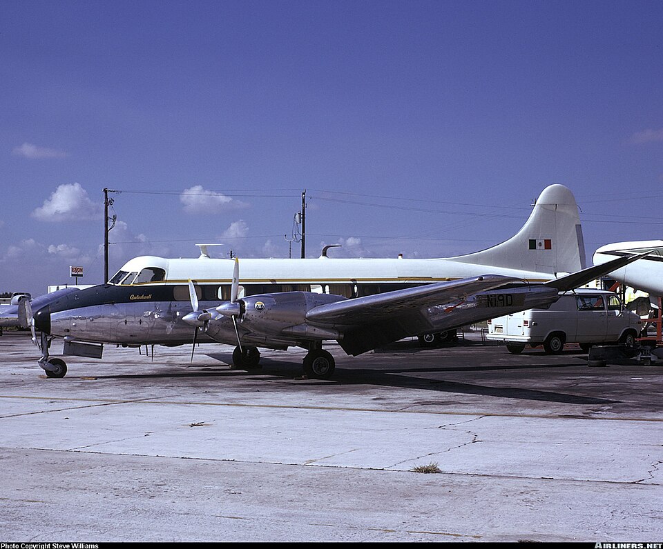 Aircraft registered N19D