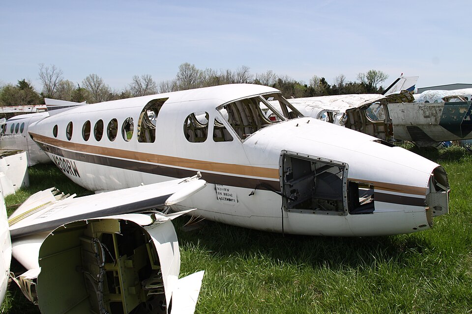 Aircraft registered N200RW