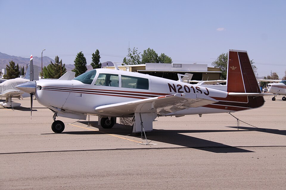 Aircraft registered N201SJ