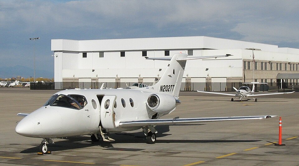 Aircraft registered N202TT