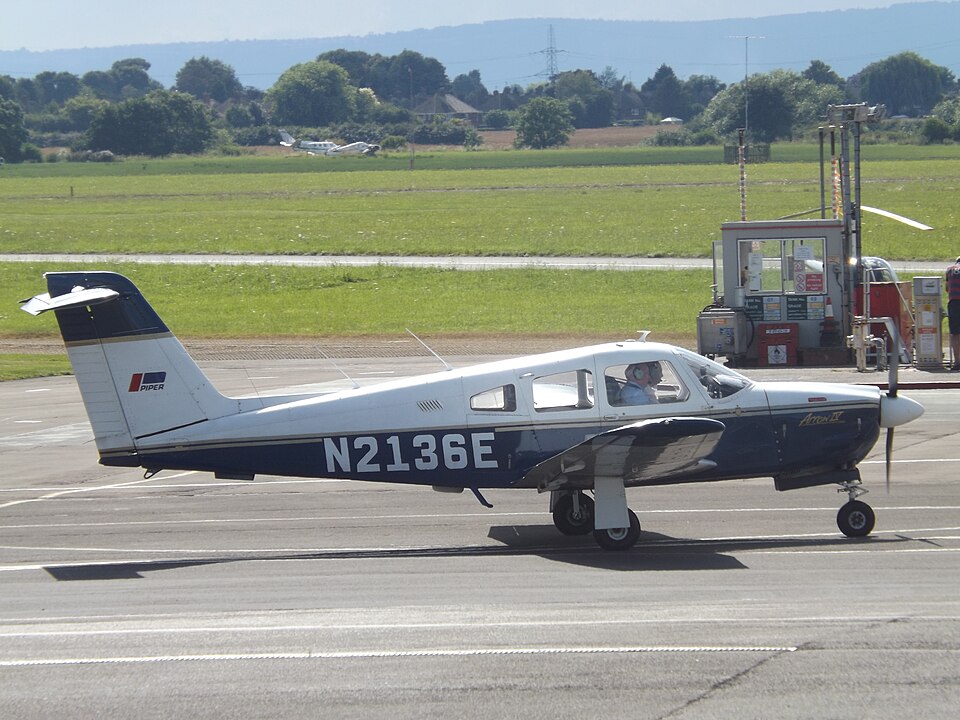 Aircraft registered N2136E