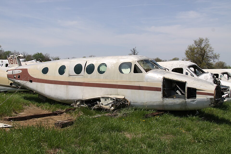 Aircraft registered N2181L