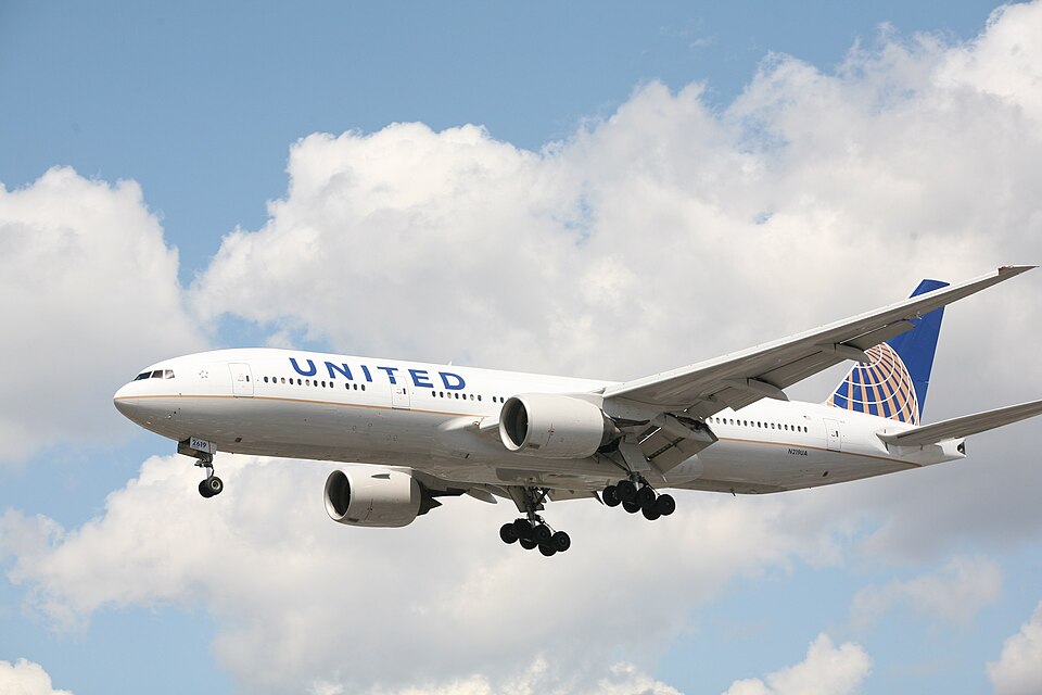 Aircraft registered N219UA