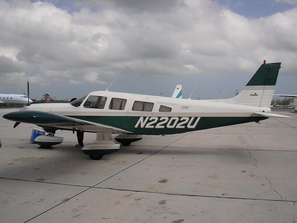 Aircraft registered N2202U