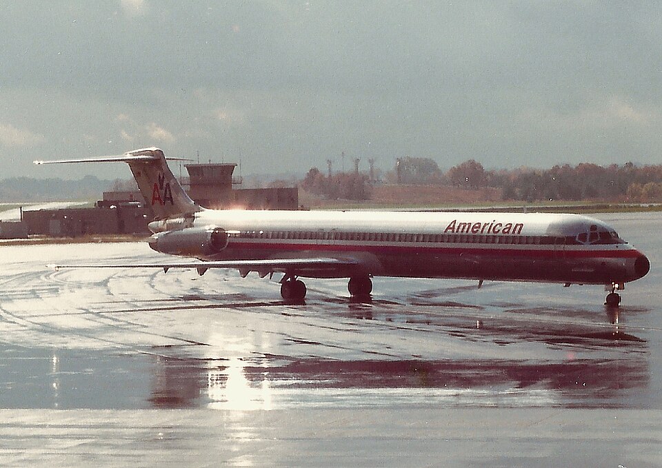 Aircraft registered N224AA