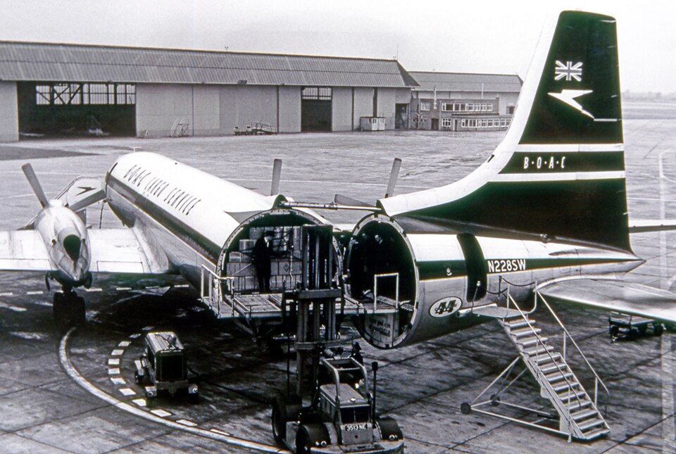 Aircraft registered N228SW