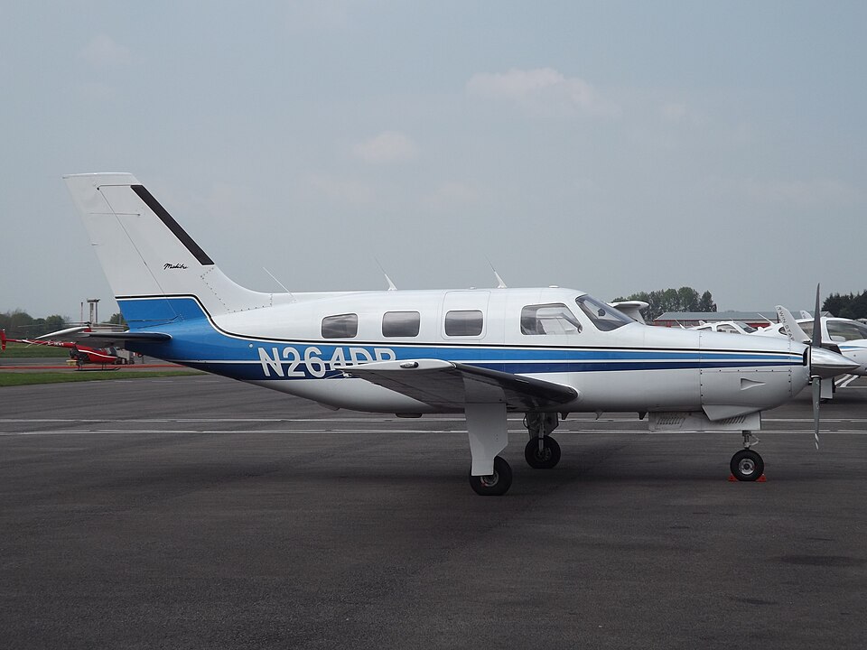 Aircraft registered N264DB