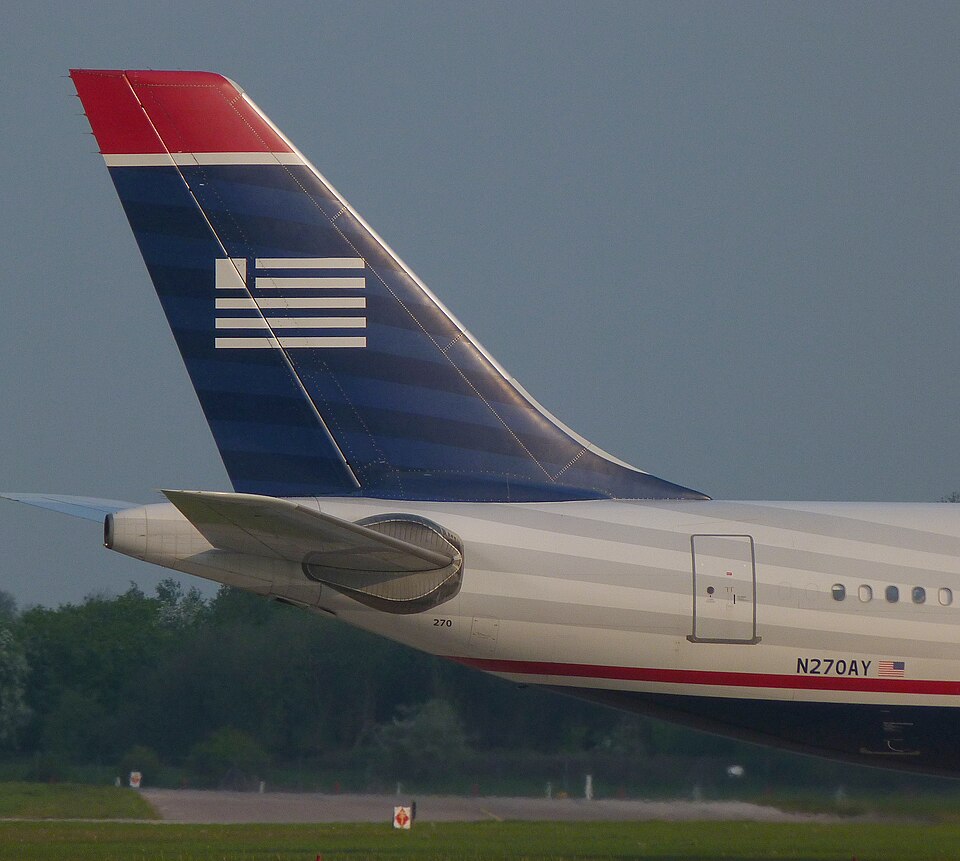 Aircraft registered N270AY
