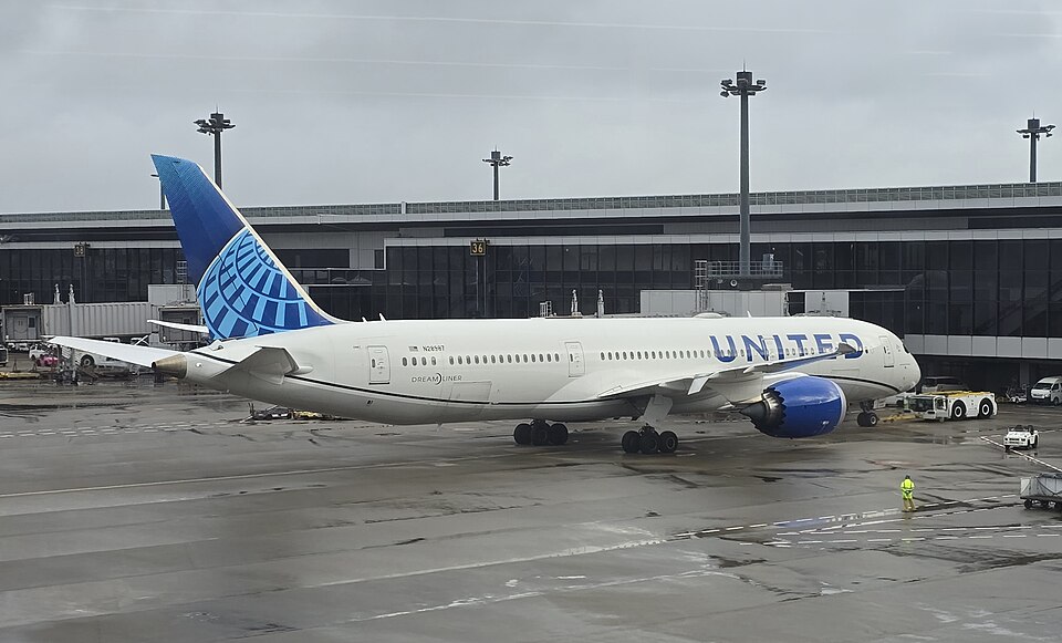 Aircraft registered N28987
