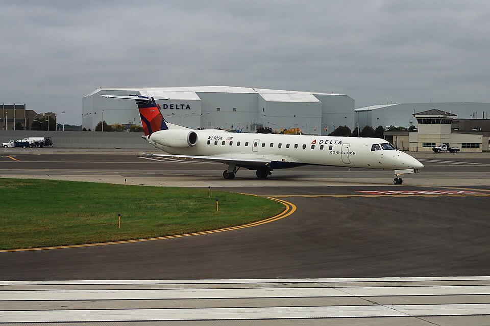 Aircraft registered N290SK