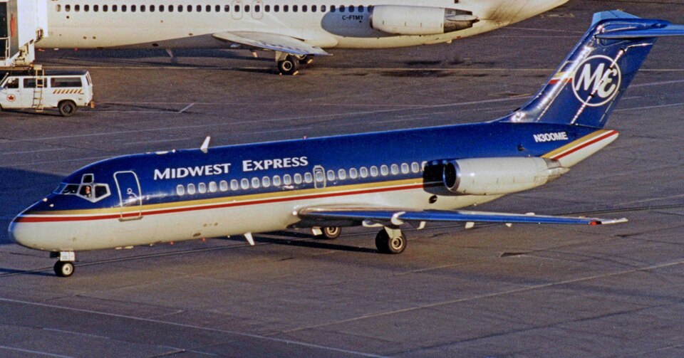 Aircraft registered N300ME