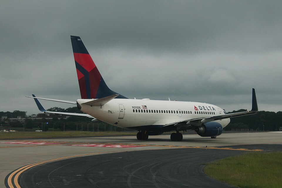 Aircraft registered N310DE