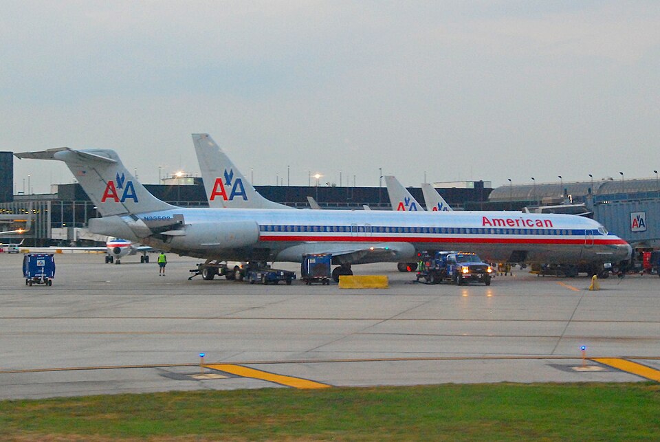Aircraft registered N33502