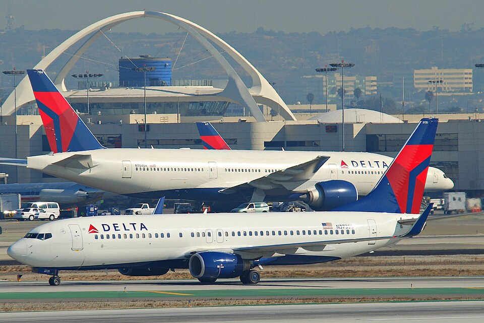 Aircraft registered N3735D