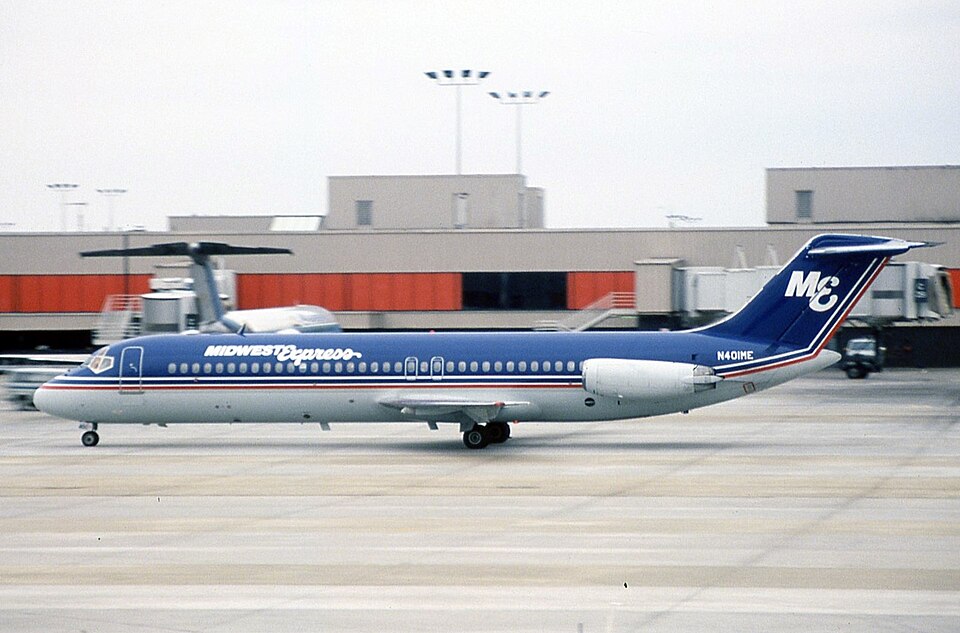 Aircraft registered N401ME