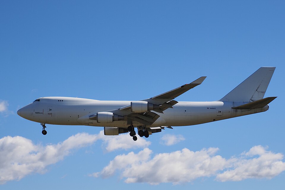 Aircraft registered N404KZ