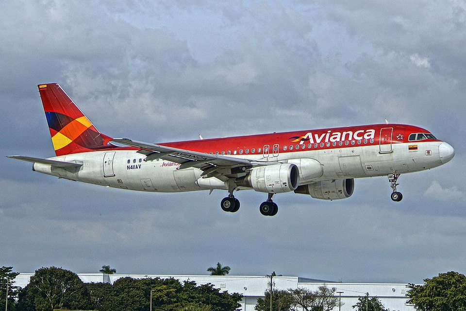 Aircraft registered N411AV