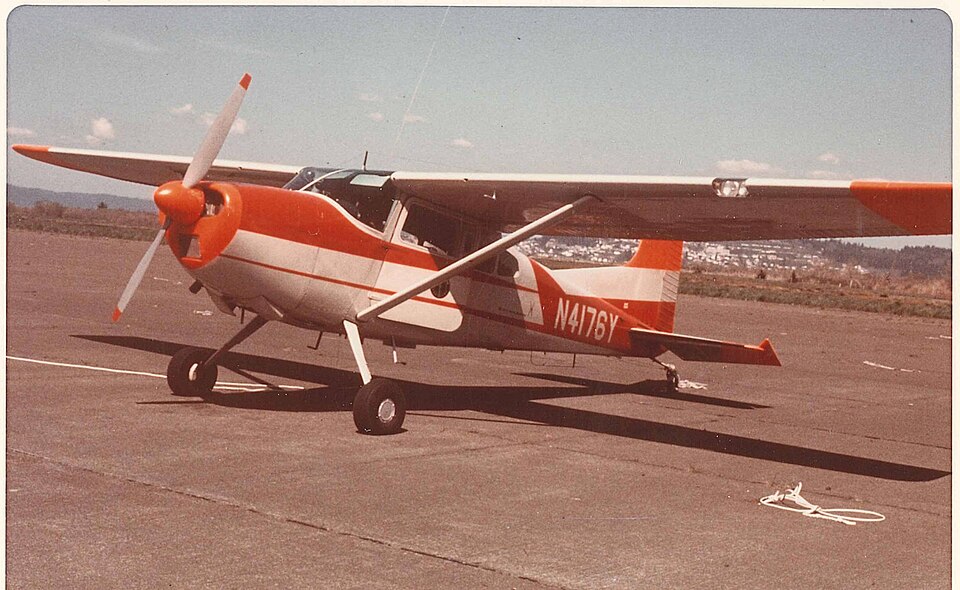 Aircraft registered N4176Y