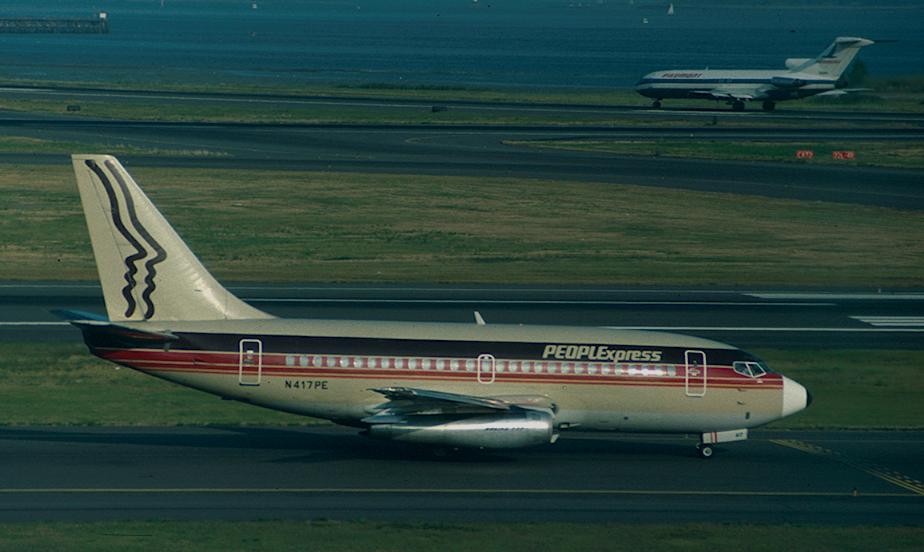 Aircraft registered N417PE