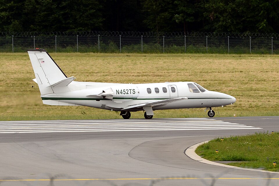 Aircraft registered N452TS