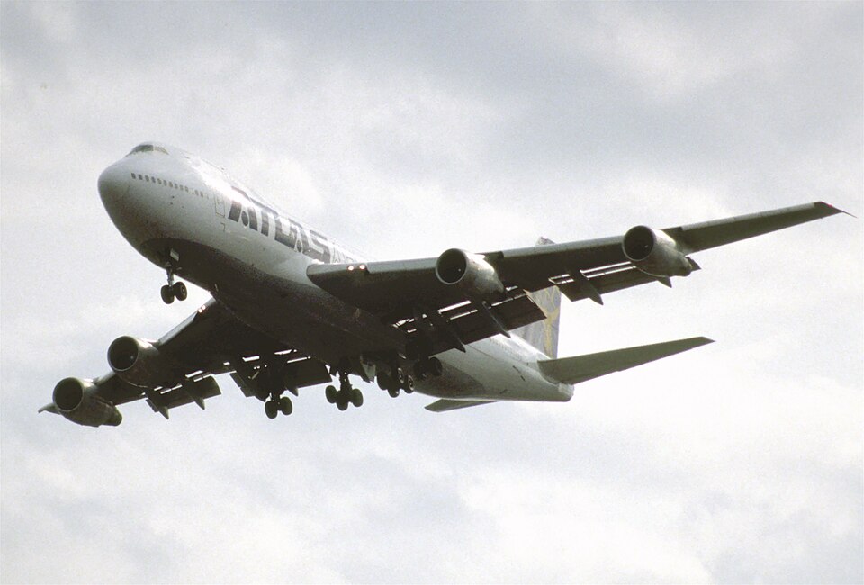 Aircraft registered N516MC