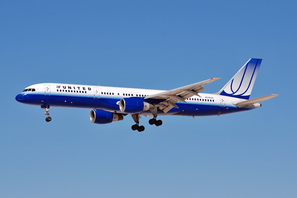 Aircraft registered N516UA