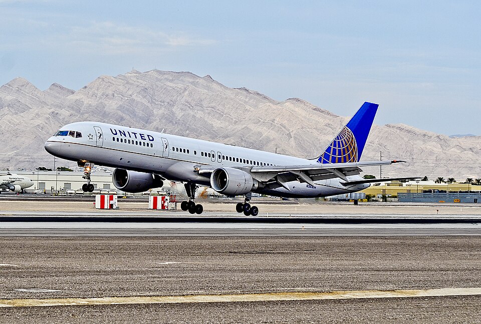 Aircraft registered N581UA