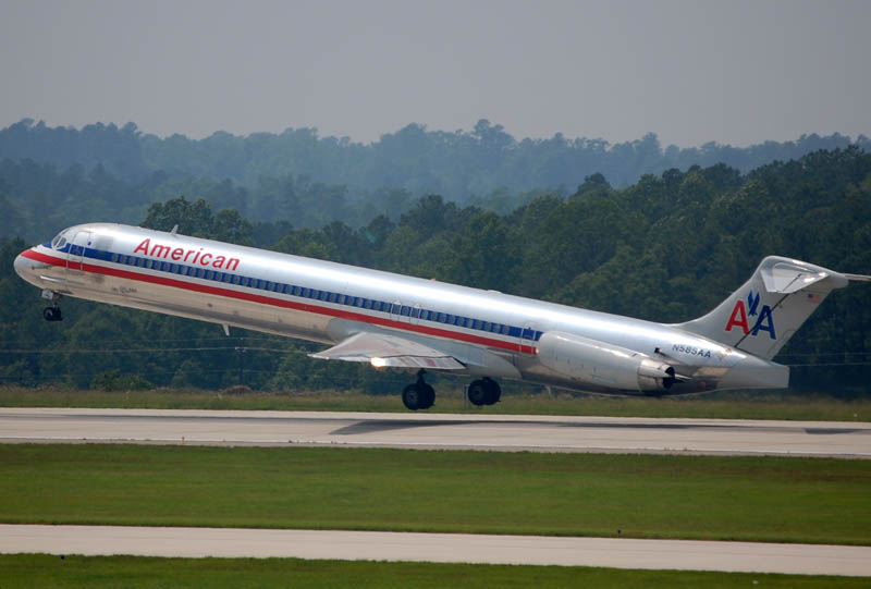 Aircraft registered N585AA