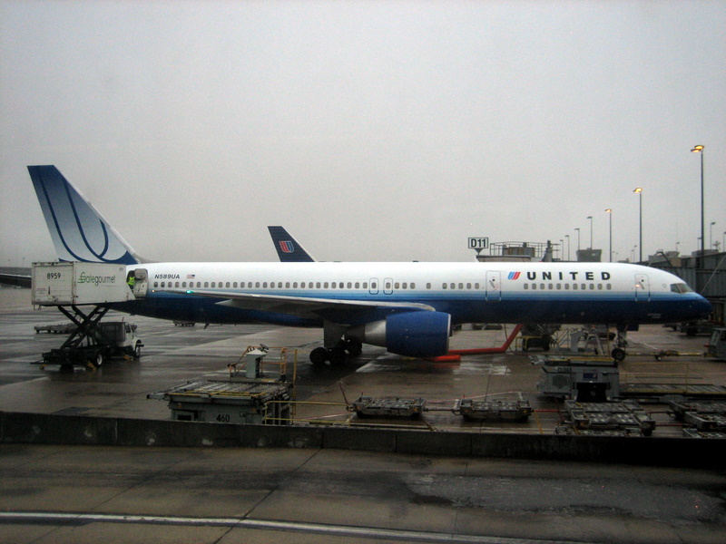 Aircraft registered N589UA