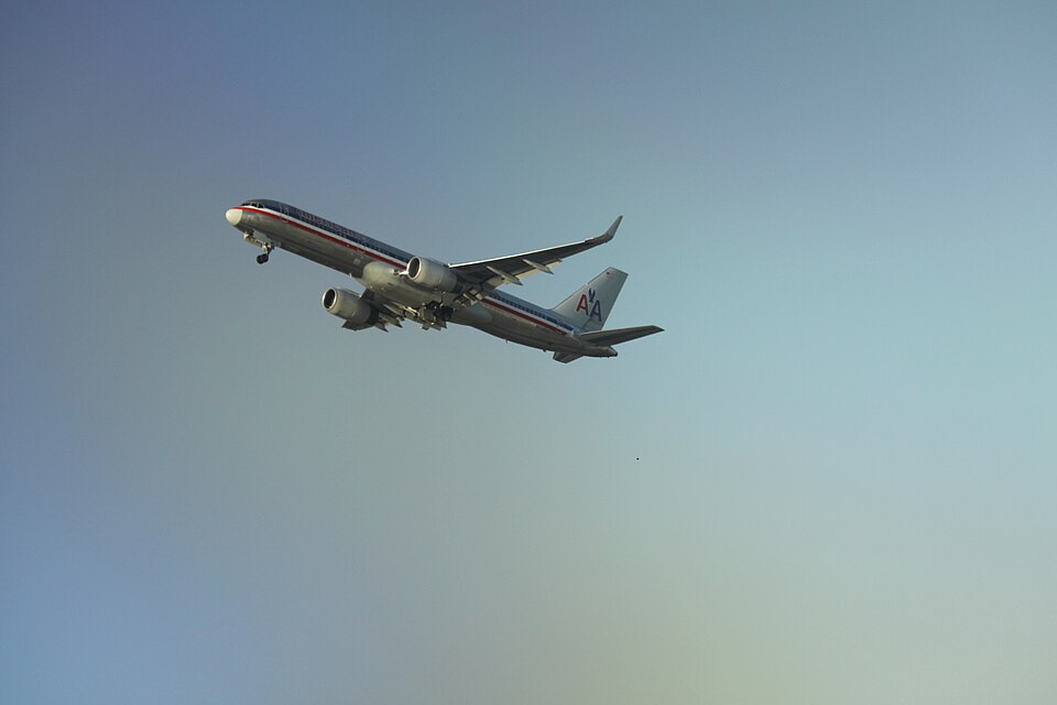 Aircraft registered N609AA