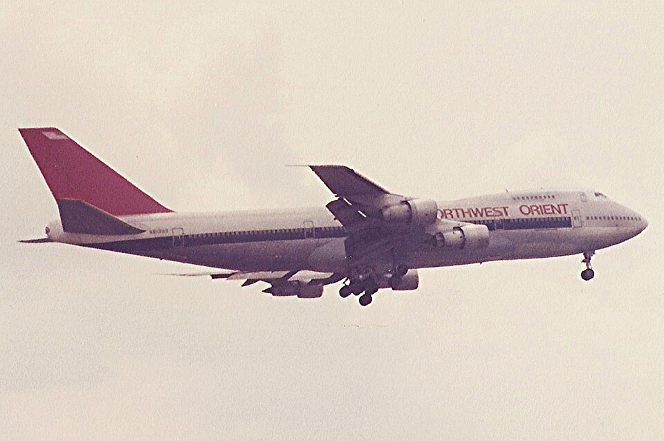Aircraft registered N613US