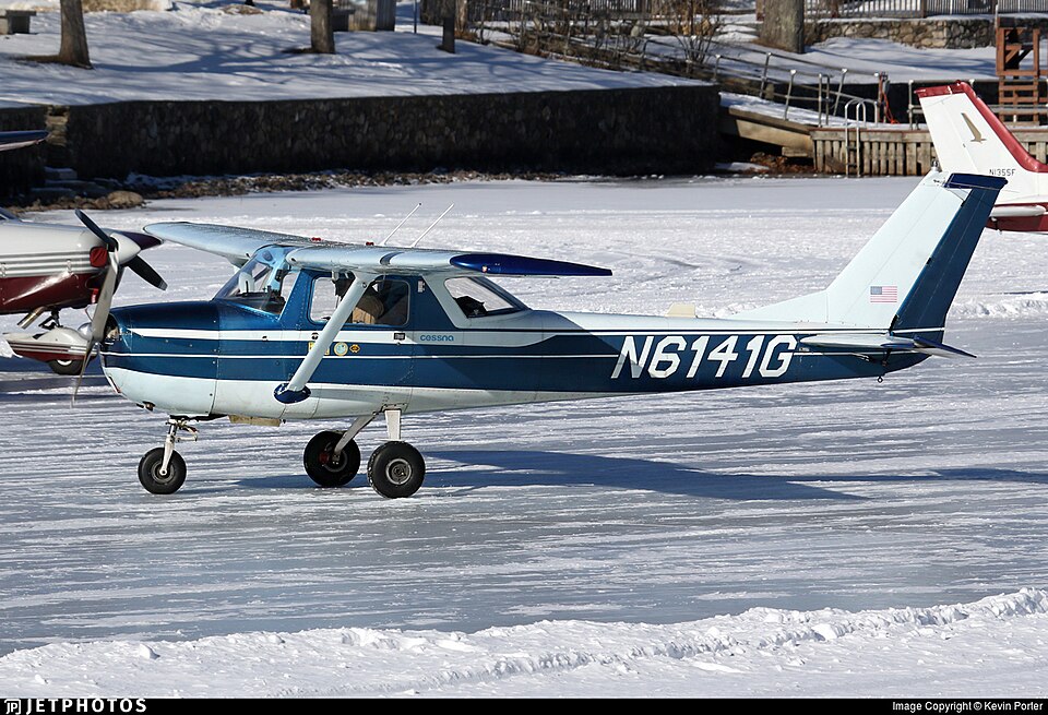 Aircraft registered N6141G