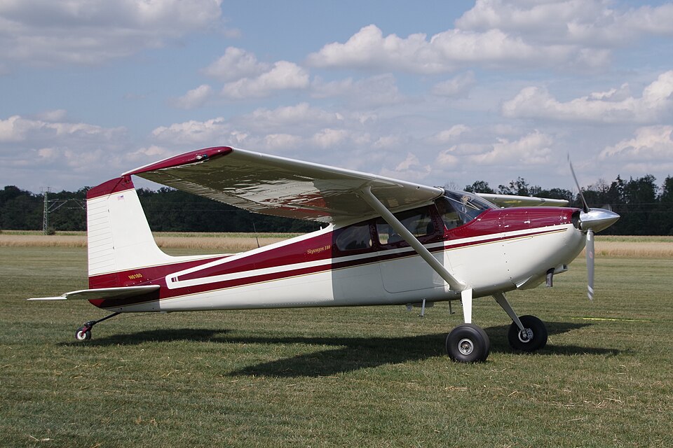 Aircraft registered N6180