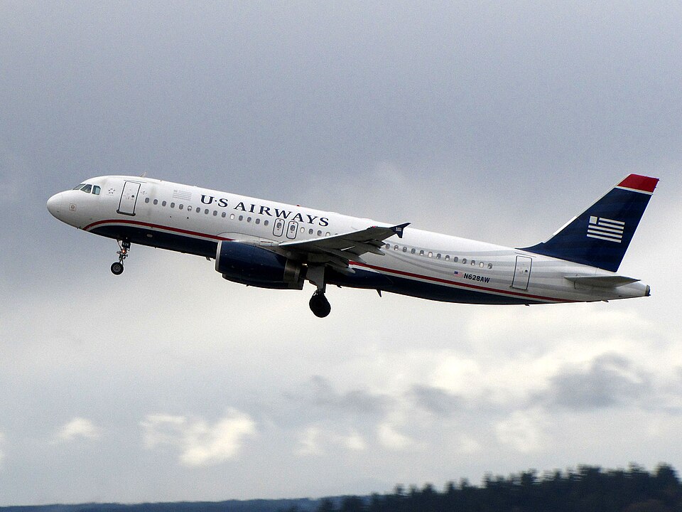 Aircraft registered N628AW