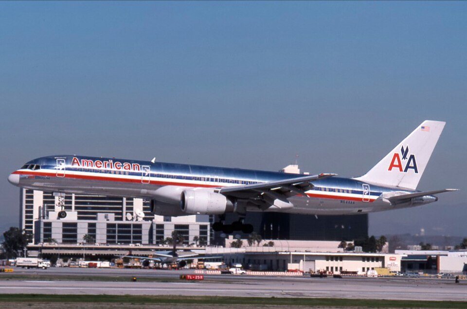 Aircraft registered N644AA