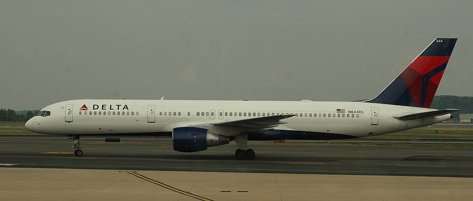 Aircraft registered N644DL