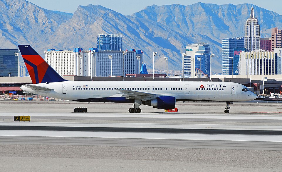 Aircraft registered N656DL