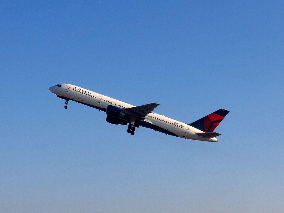 Aircraft registered N6712B